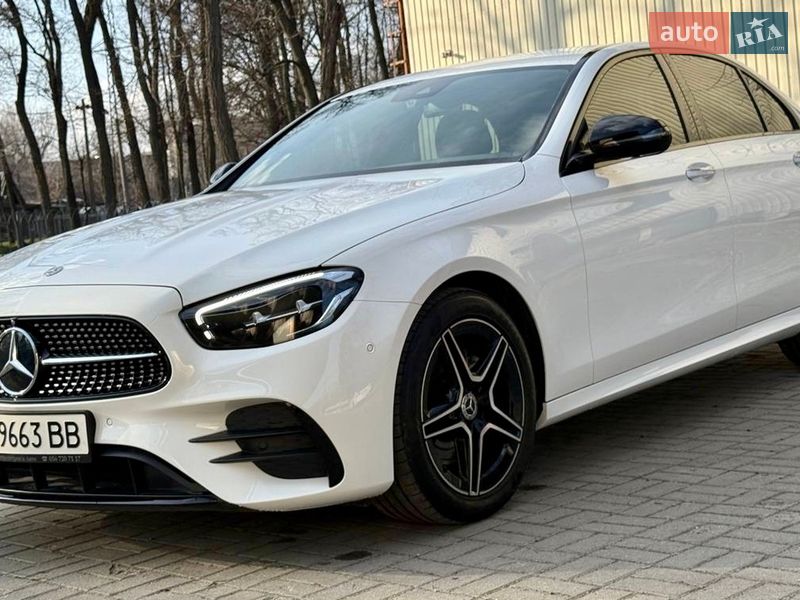 Mercedes-Benz E-Class 2022