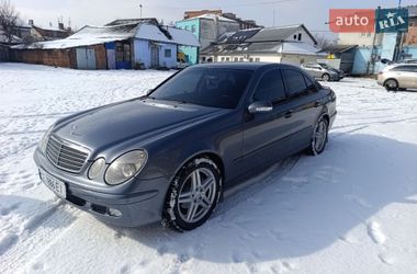 Седан Mercedes-Benz E-Class 2005 в Черновцах