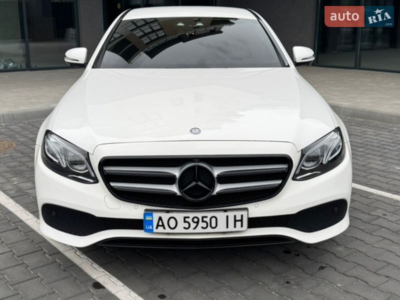 Mercedes-Benz E-Class 2016