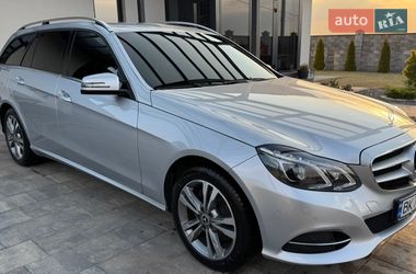 Універсал Mercedes-Benz E-Class 2013 в Рівному