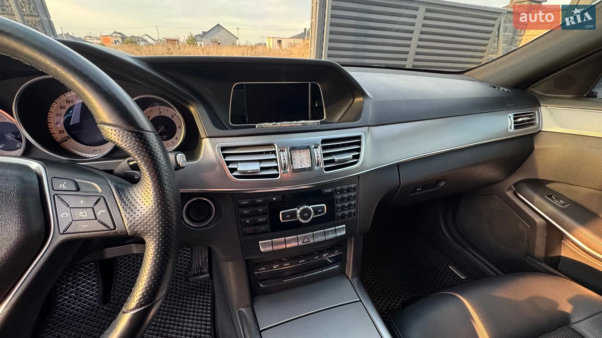 2013 Mercedes-Benz E-klasse - мініатюра 11
