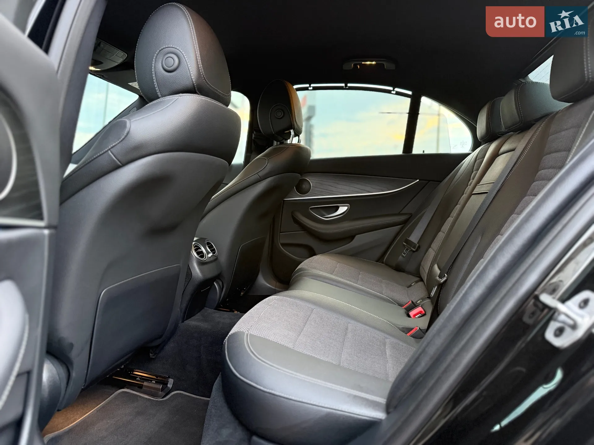 2021 Mercedes-Benz E-klasse - мініатюра 46