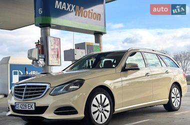 Універсал Mercedes-Benz E-Class 2013 в Чернівцях
