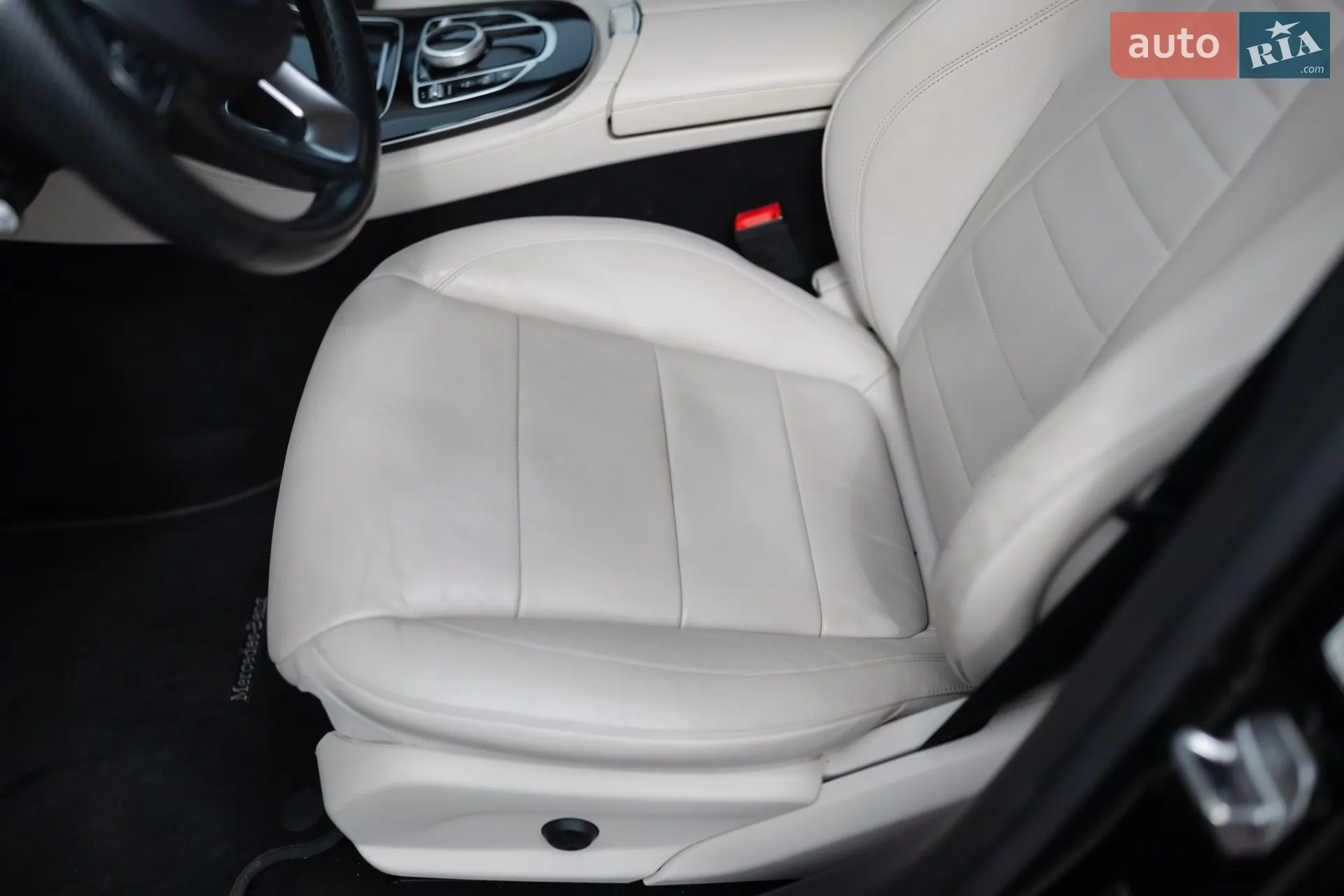 2016 Mercedes-Benz E-klasse - мініатюра 22