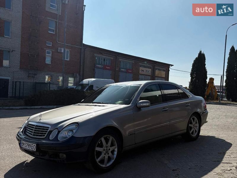 Седан Mercedes-Benz E-Class 2003 в Охтирці