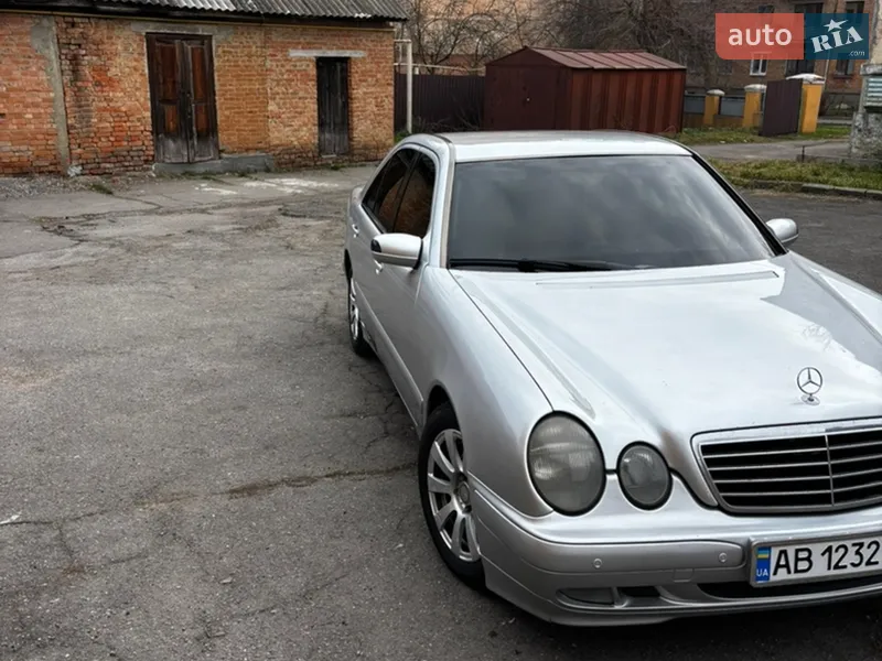 Mercedes-Benz E-Class 2001 VIN WDB2100071B475176 фото оголошення 3 з 50
