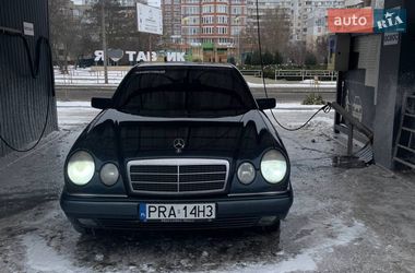 Седан Mercedes-Benz E-Class 1999 в Херсоні