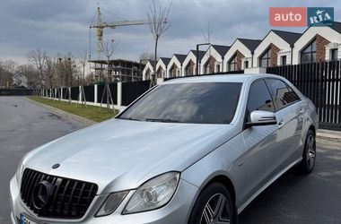 Седан Mercedes-Benz E-Class 2010 в Білій Церкві