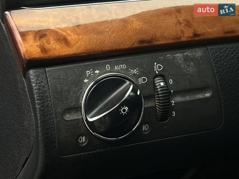 Седан Mercedes-Benz E-Class 2002 в Николаеве