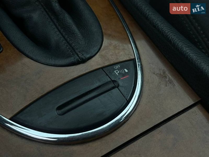 Седан Mercedes-Benz E-Class 2002 в Николаеве