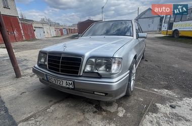 Седан Mercedes-Benz E-Class 1994 в Луцьку