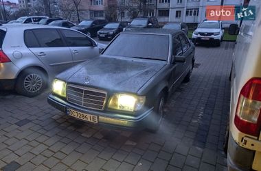 Седан Mercedes-Benz E-Class 1995 в Івано-Франківську