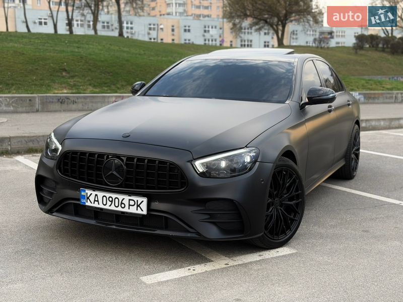 Седан Mercedes-Benz E-Class 2016 в Киеве