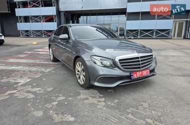 Седан Mercedes-Benz E-Class 2018 в Киеве