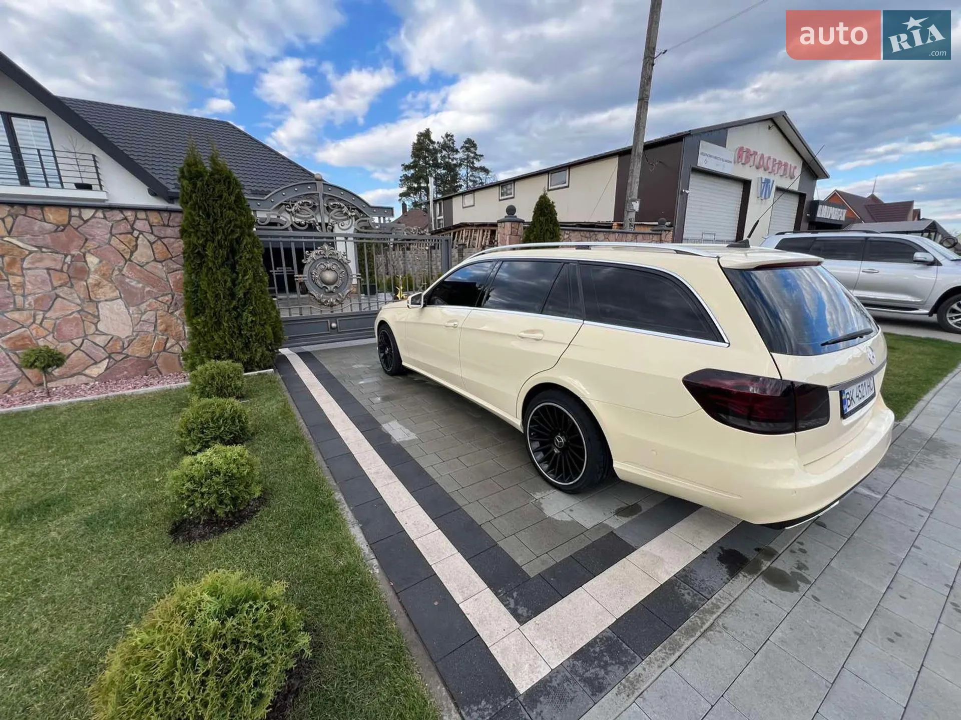 2014 Mercedes-Benz E-klasse - мініатюра 20