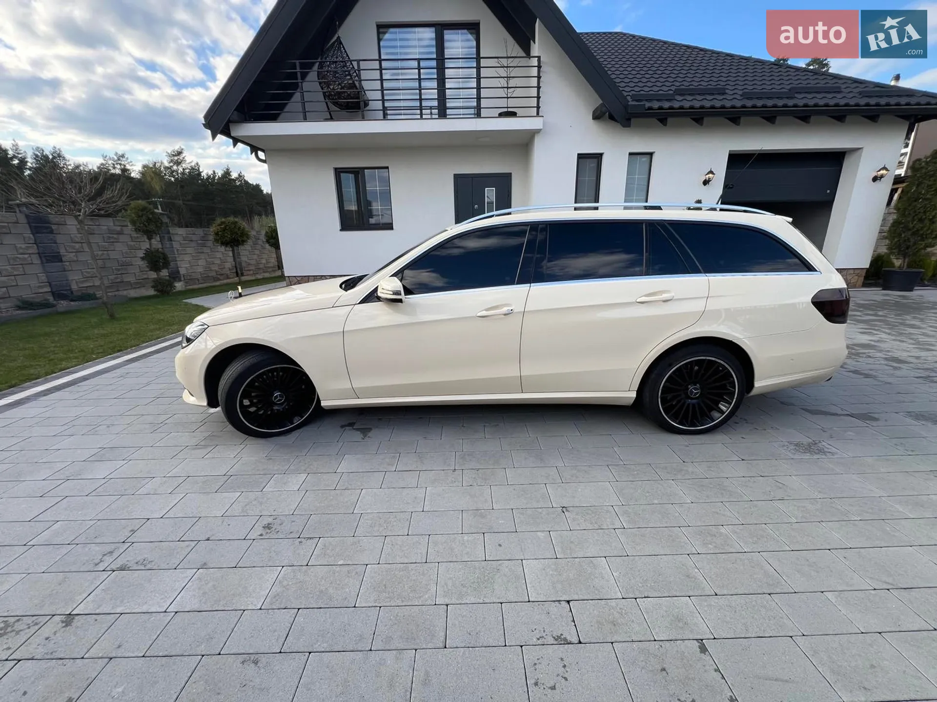 2014 Mercedes-Benz E-klasse - мініатюра 32