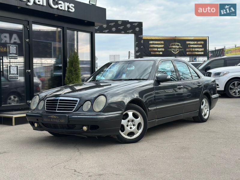 Mercedes-Benz E-Class 2001