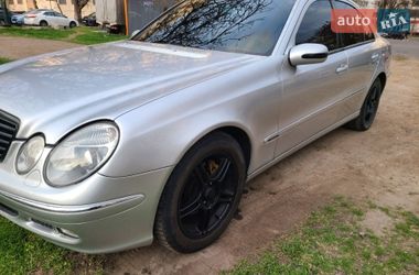 Седан Mercedes-Benz E-Class 2003 в Одессе