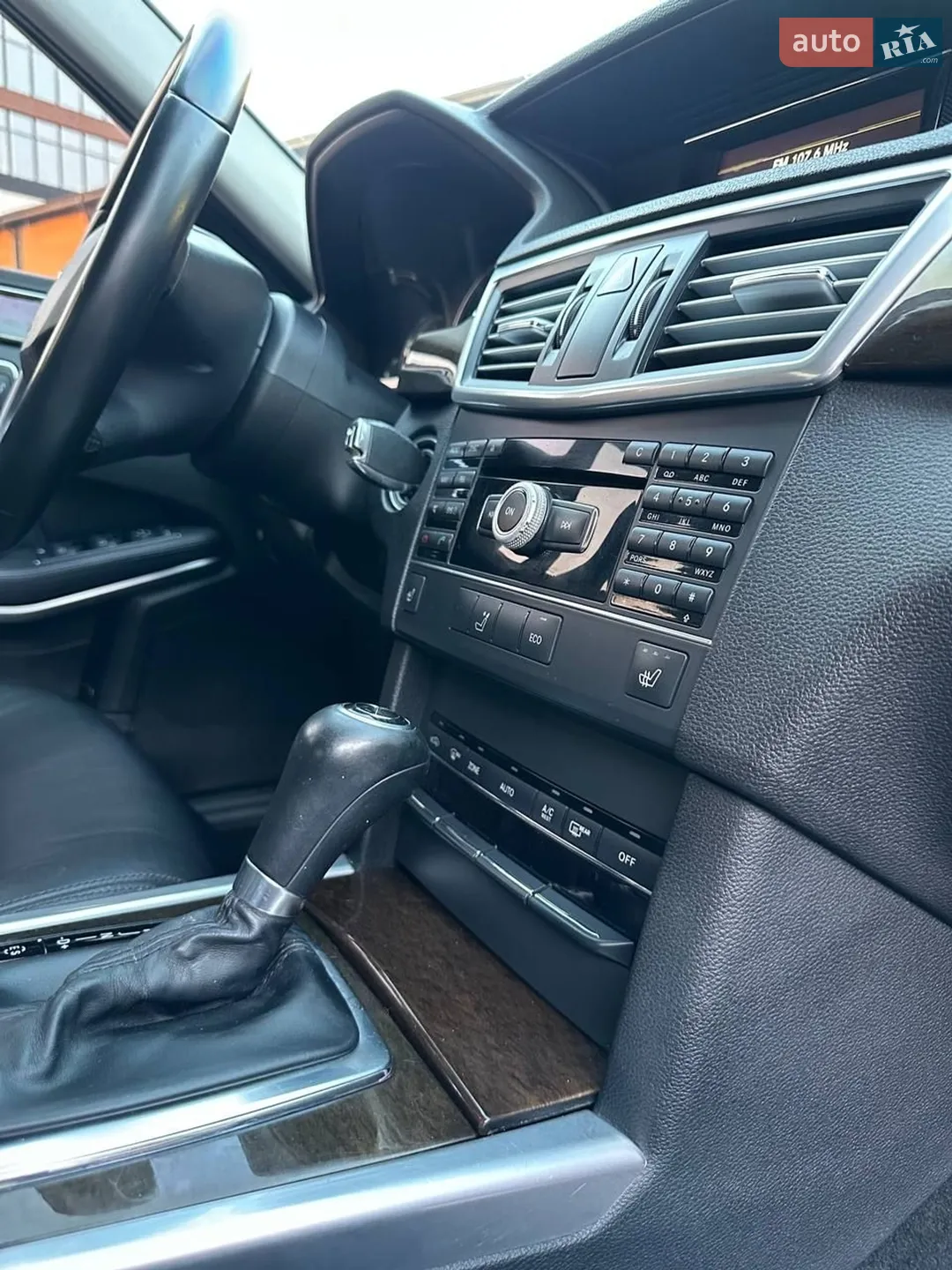 2011 Mercedes-Benz E-klasse - мініатюра 17