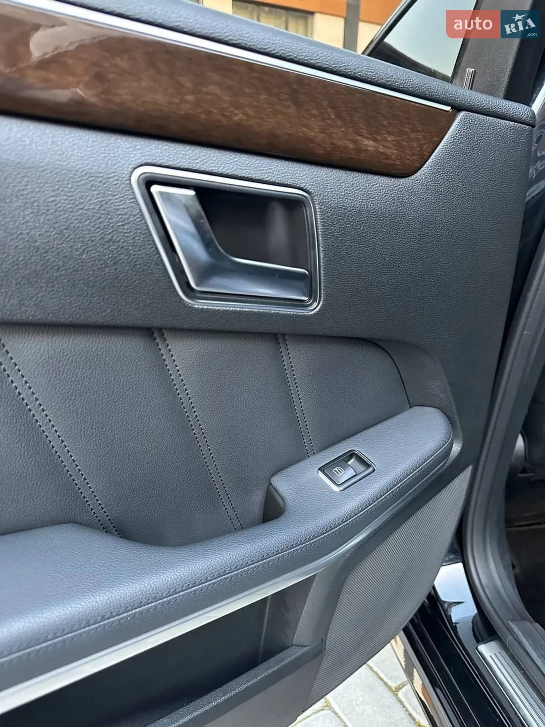 2011 Mercedes-Benz E-klasse - мініатюра 19