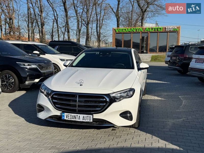 Mercedes-Benz E-Class 2024