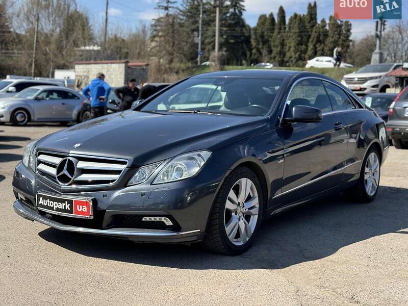 Mercedes-Benz E-Class 2011