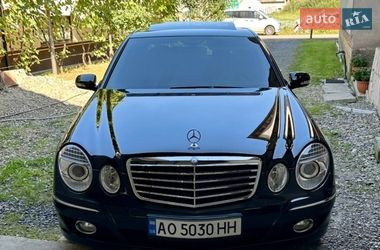 Седан Mercedes-Benz E-Class 2006 в Иршаве