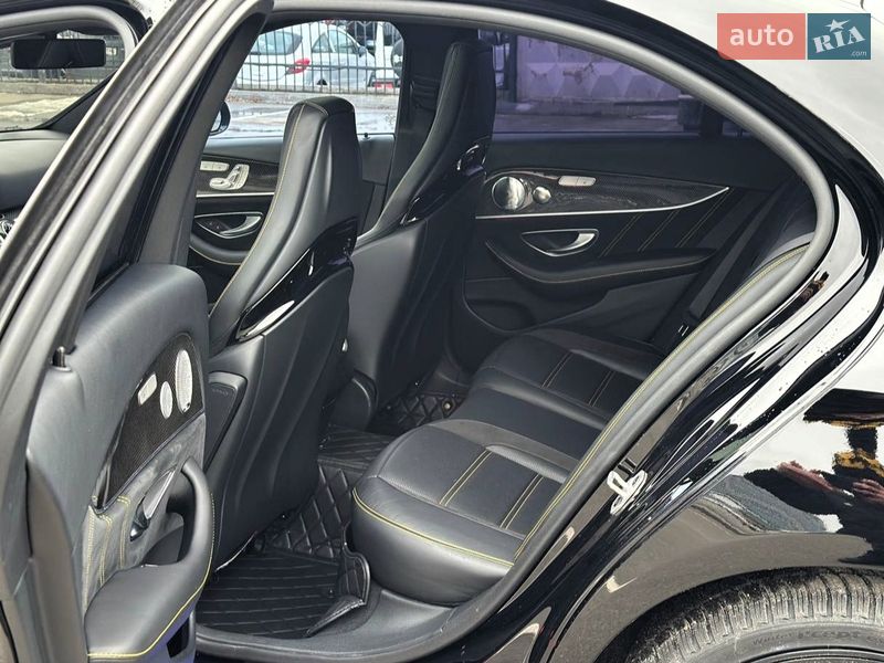 Седан Mercedes-Benz E-Class 2019 в Киеве