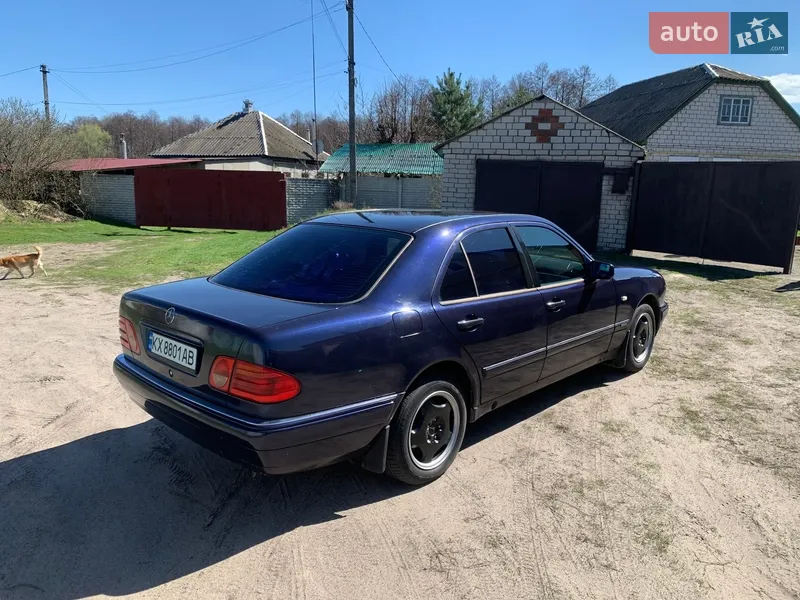 Mercedes-Benz E-Class 1997