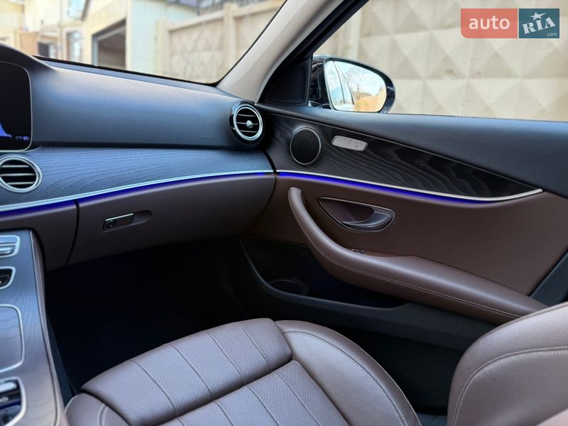 Седан Mercedes-Benz E-Class 2021 в Одесі