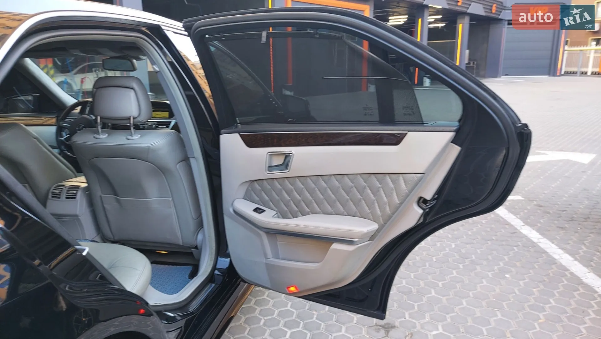 2012 Mercedes-Benz E-klasse - мініатюра 8