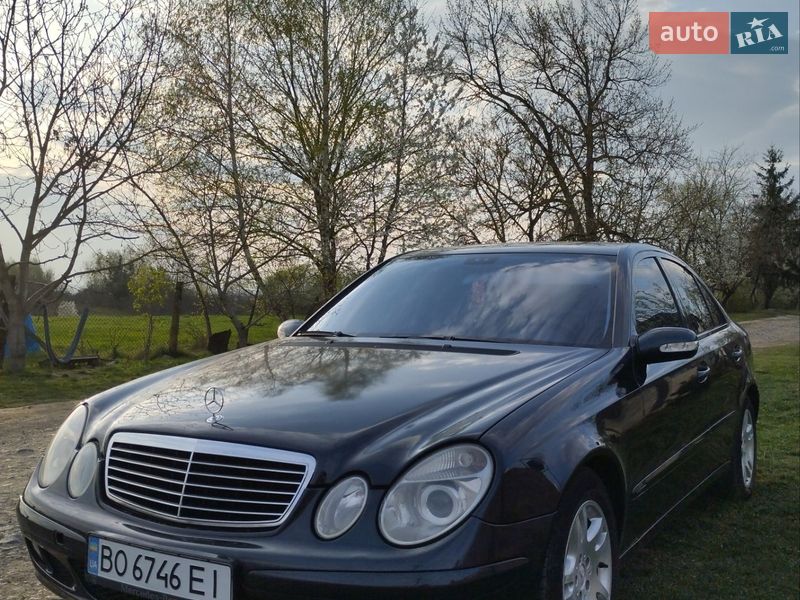 Седан Mercedes-Benz E-Class 2002 в Білки