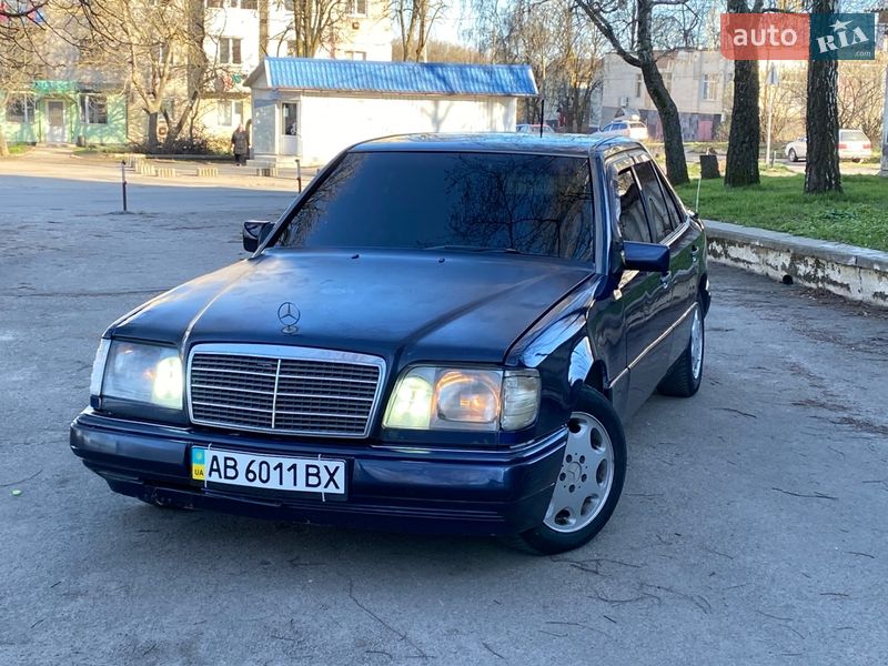 Mercedes-Benz E-Class 1995
