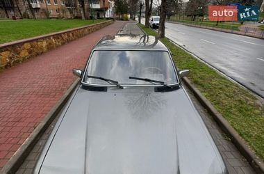 Седан Mercedes-Benz E-Class 1981 в Могилев-Подольске