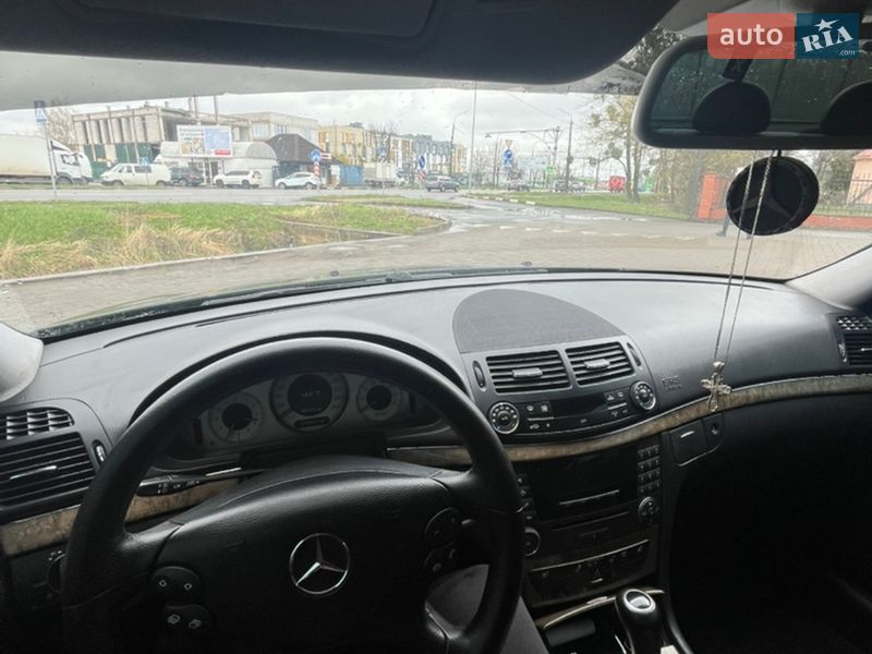 Седан Mercedes-Benz E-Class 2007 в Луцке