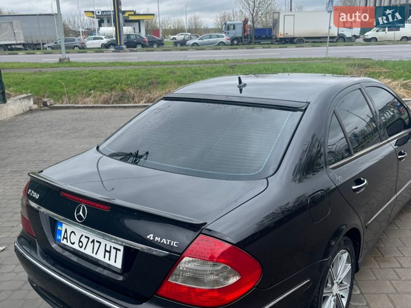 Седан Mercedes-Benz E-Class 2007 в Луцке