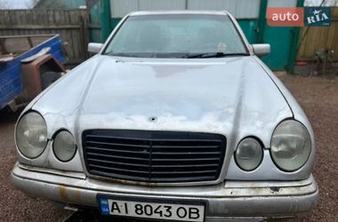 Седан Mercedes-Benz E-Class 1998 в Радомышле