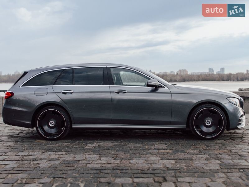 Универсал Mercedes-Benz E-Class 2018 в Киеве