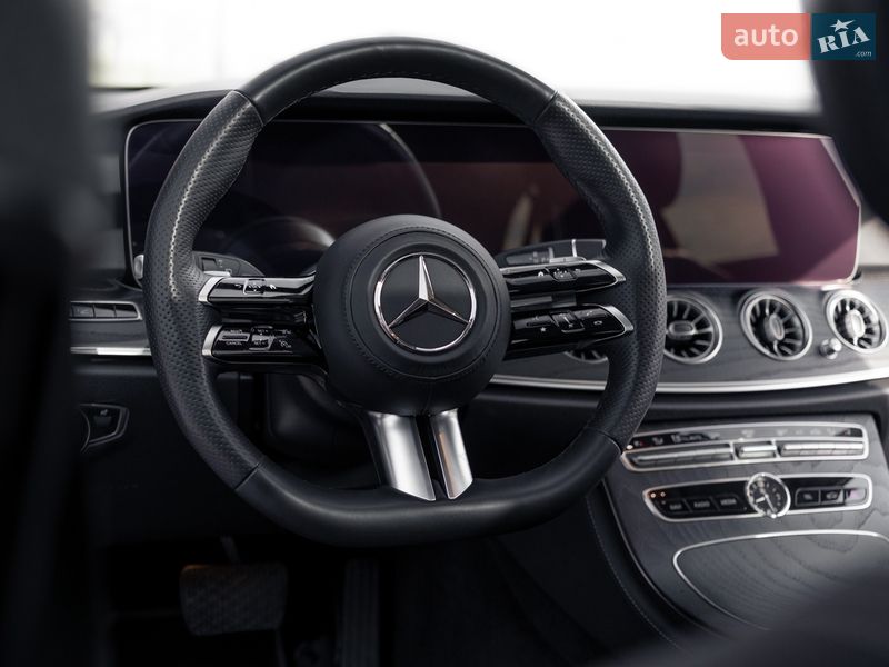 Универсал Mercedes-Benz E-Class 2018 в Киеве