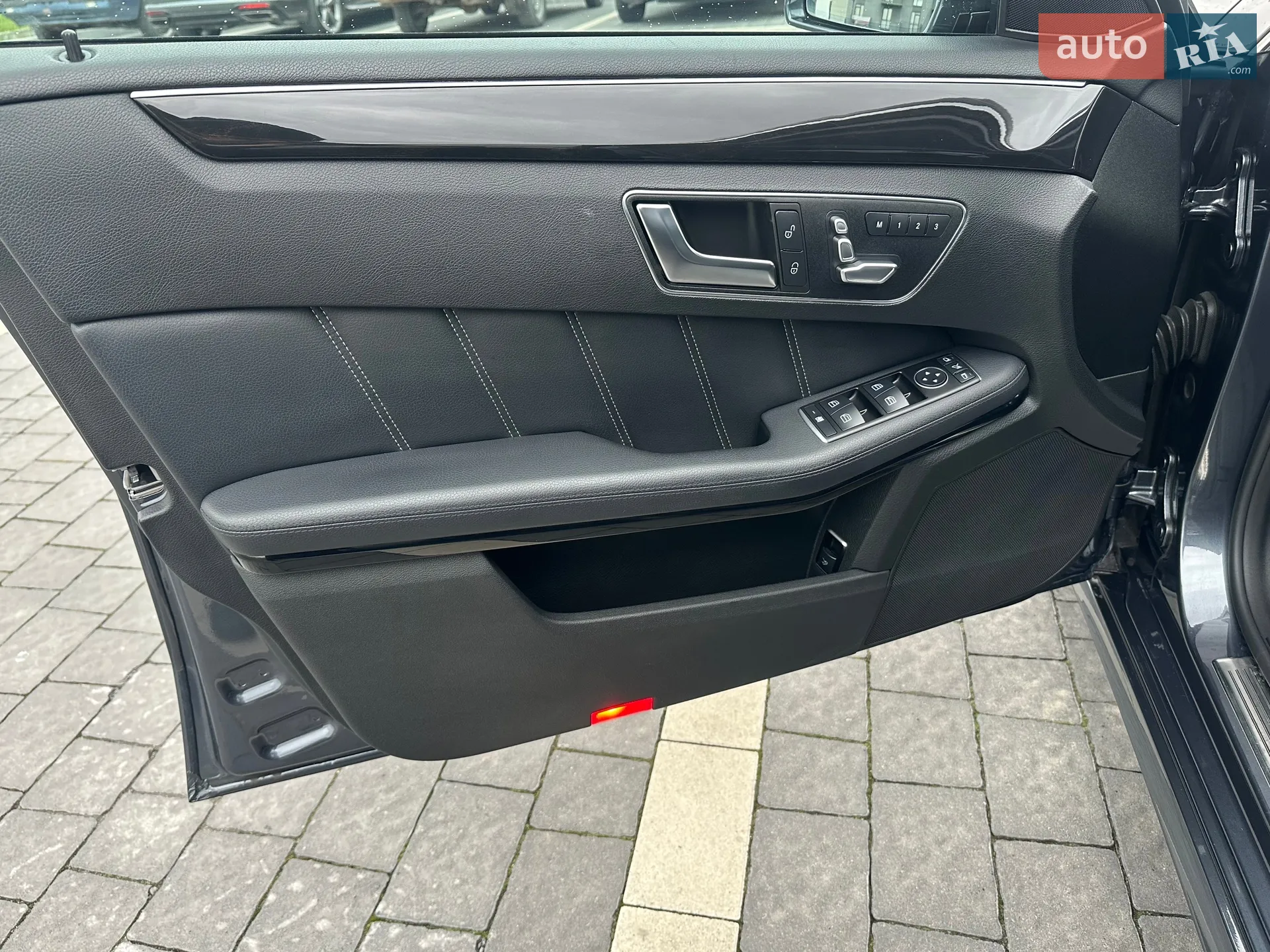 2015 Mercedes-Benz E-klasse - мініатюра 61