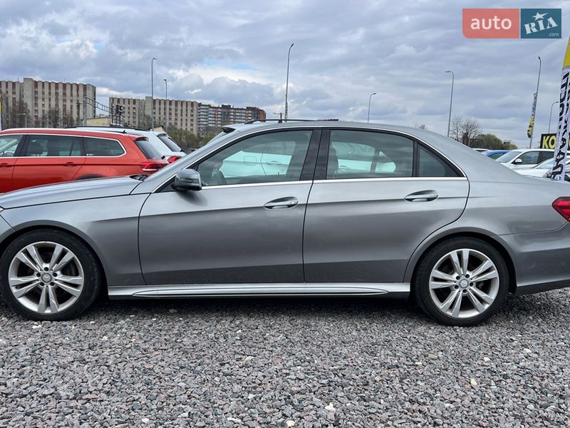 Седан Mercedes-Benz E-Class 2013 в Львове