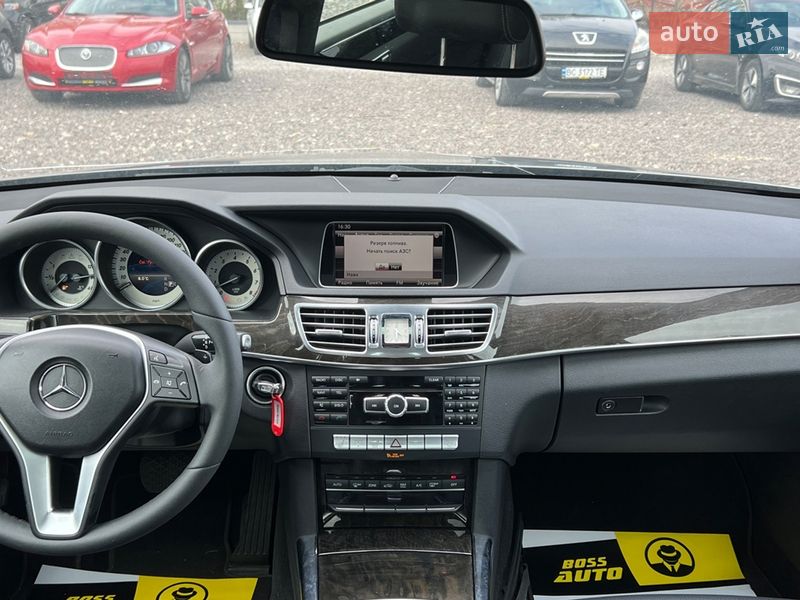 Седан Mercedes-Benz E-Class 2013 в Львове