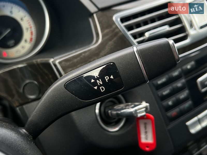 Седан Mercedes-Benz E-Class 2013 в Львове