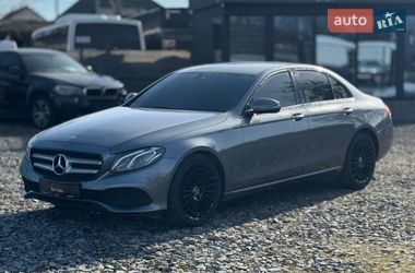 Седан Mercedes-Benz E-Class 2017 в Бродах