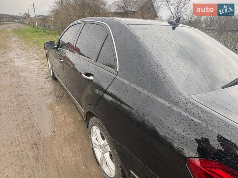 Седан Mercedes-Benz E-Class 2010 в Калуше