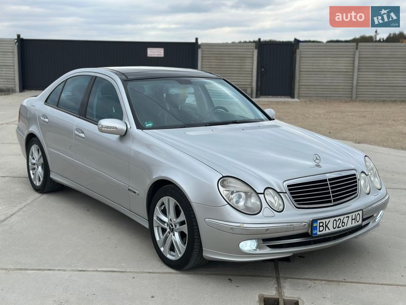 Седан Mercedes-Benz E-Class 2003 в Костополе