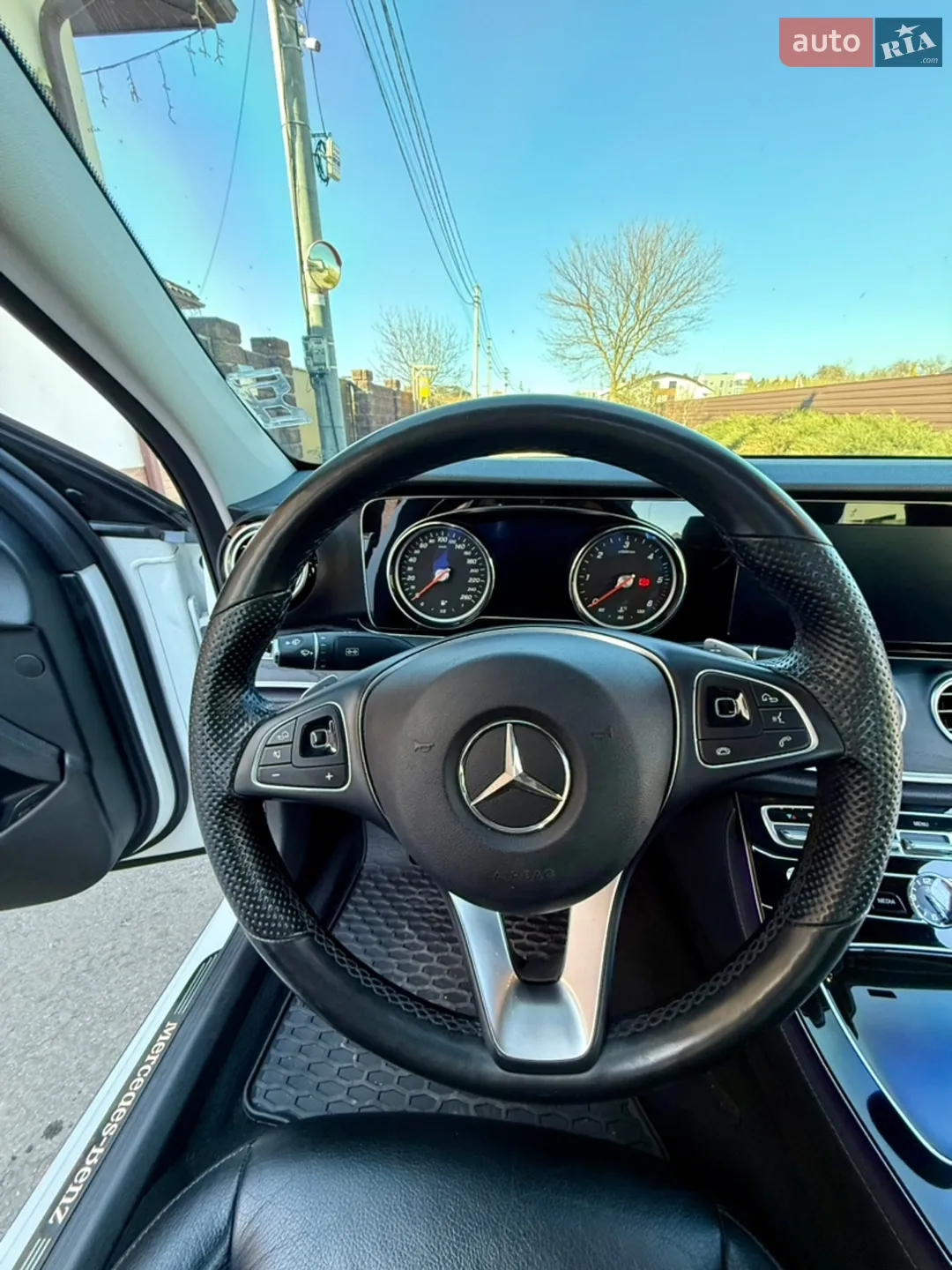 2016 Mercedes-Benz E-klasse - мініатюра 34