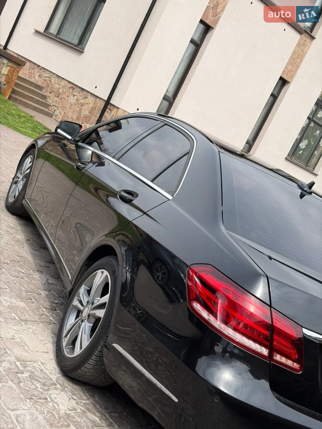 2013 Mercedes-Benz E-klasse - мініатюра 9