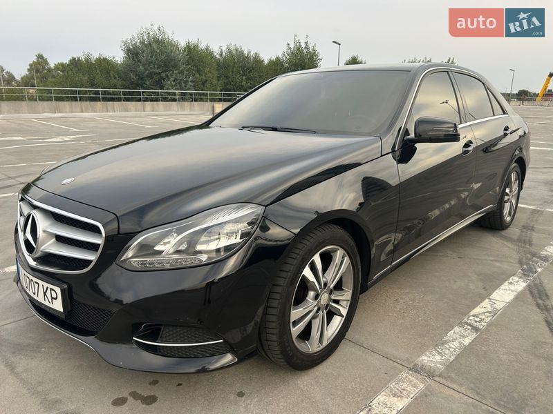 Седан Mercedes-Benz E-Class 2015 в Киеве