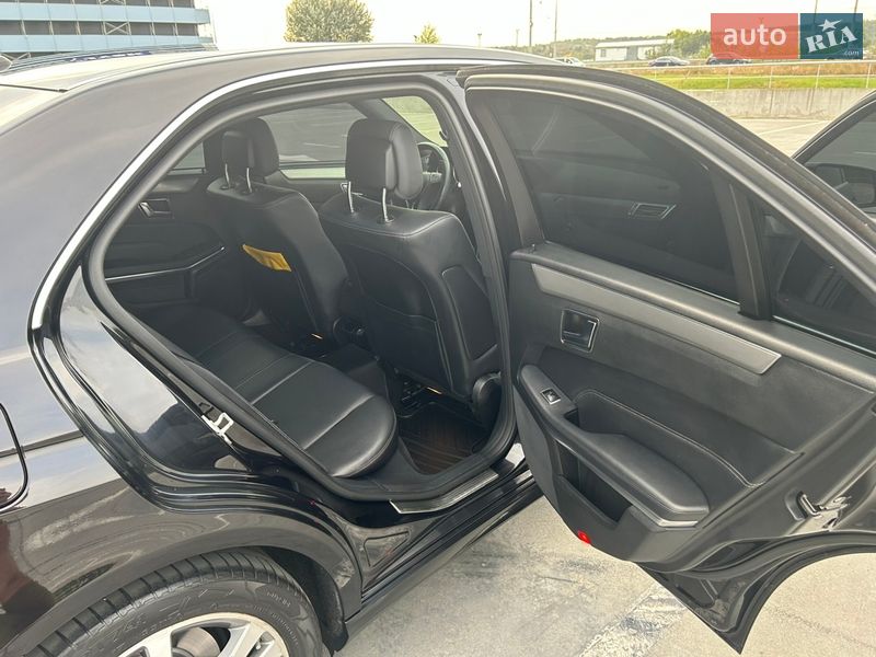 Седан Mercedes-Benz E-Class 2015 в Киеве